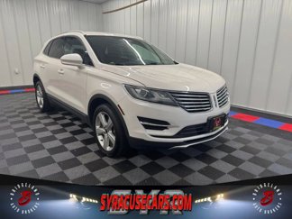 Used 2018 Lincoln MKC Premiere image 1