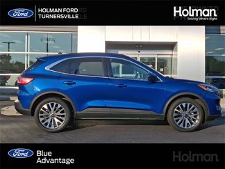 Certified 2022 Ford Escape Titanium image 1