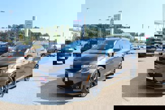Used 2020 Chrysler Pacifica Touring-L w/ S Appearance Package image 1