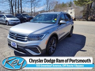 Used 2022 Volkswagen Tiguan SE image 1