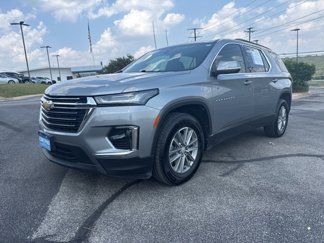 Used 2023 Chevrolet Traverse LT image 1
