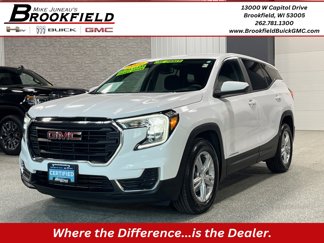 Certified 2022 GMC Terrain SLE image 1
