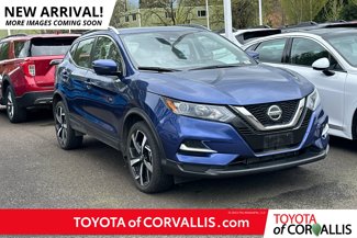 Used 2022 Nissan Rogue Sport SL image 1