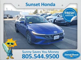 Used 2024 Hyundai Elantra SEL image 1