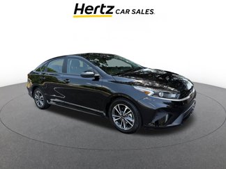 Used 2023 Kia Forte LXS image 1