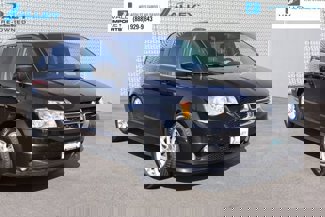 Used 2019 Dodge Grand Caravan SXT image 1