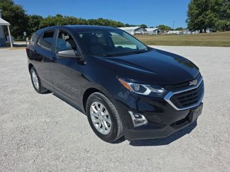 Used 2020 Chevrolet Equinox LS w/ LS Convenience Package image 1