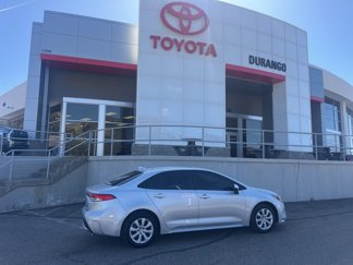 Certified 2022 Toyota Corolla LE image 1