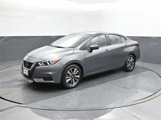 Certified 2022 Nissan Versa SV image 1