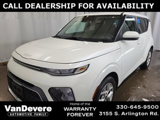 Used 2022 Kia Soul LX w/ Technology Package image 1