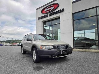 Used 2004 Volvo XC70 image 1
