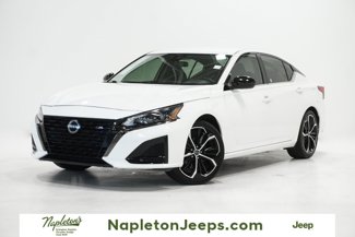 Used 2023 Nissan Altima 2.5 SR image 1