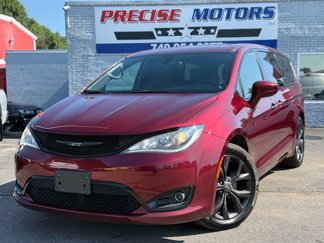 Used 2019 Chrysler Pacifica Touring Plus w/ S Appearance Package image 1