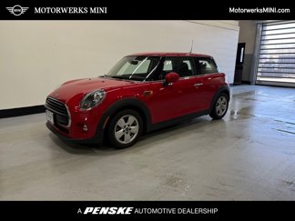 Used 2019 MINI Cooper 2-Door Hardtop w/ Signature Upholstery Package image 1