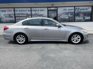 Used 2013 Hyundai Genesis 3.8 image 1