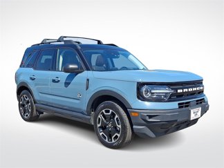 Used 2021 Ford Bronco Sport Outer Banks w/ Outer Banks Package image 1