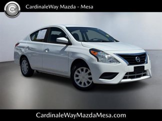 Used 2019 Nissan Versa SV image 1