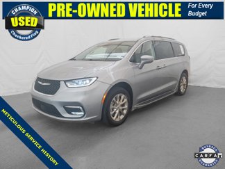 Used 2021 Chrysler Pacifica Touring-L image 1