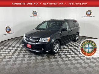 Used 2015 Dodge Grand Caravan SXT image 1
