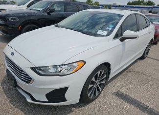 Used 2019 Ford Fusion SE image 1