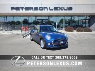 Used 2015 MINI Cooper 4-Door Hardtop image 1