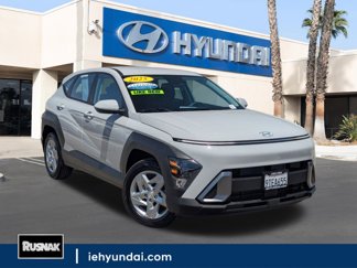 Certified 2025 Hyundai Kona SE image 1