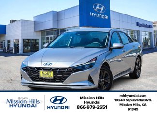 Certified 2022 Hyundai Elantra SEL w/ Cargo Package image 1