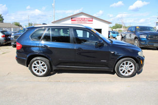 Used 2010 BMW X5 xDrive30i image 1