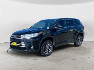 Used 2019 Toyota Highlander XLE image 1
