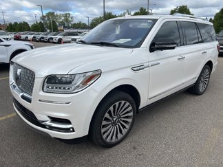 Used 2019 Lincoln Navigator Reserve image 1