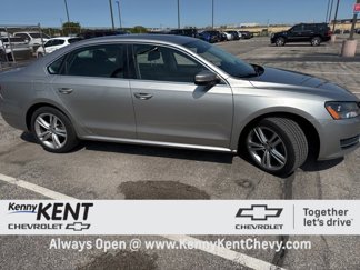Used 2014 Volkswagen Passat TDI SE image 1