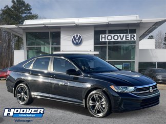 Used 2024 Volkswagen Jetta SE image 1