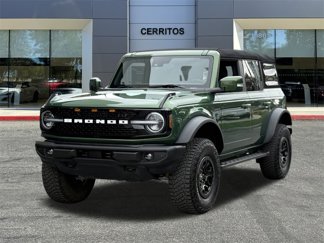 Used 2023 Ford Bronco Outer Banks w/ Sasquatch Package image 1