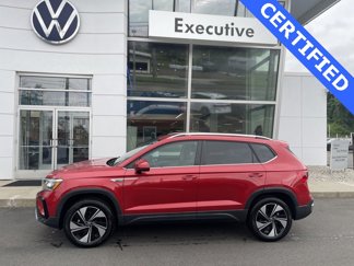 Certified 2024 Volkswagen Taos SE w/ Panoramic Sunroof Package image 1