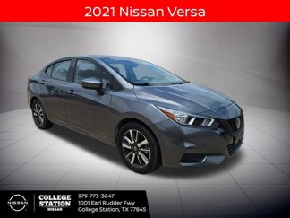 Used 2021 Nissan Versa SV image 1