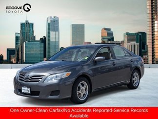 Used 2010 Toyota Camry LE image 1