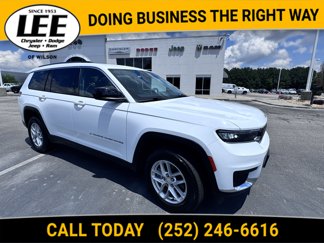 Certified 2023 Jeep Grand Cherokee L Laredo image 1