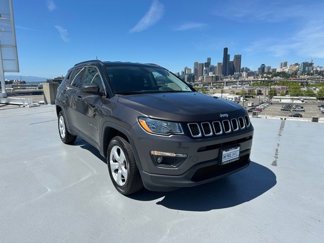 Used 2019 Jeep Compass Latitude w/ Cold Weather Group image 1