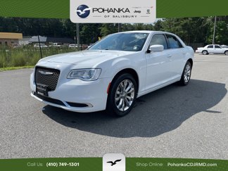 Used 2022 Chrysler 300 Touring image 1