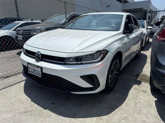 Certified 2025 Volkswagen Jetta Sport image 1