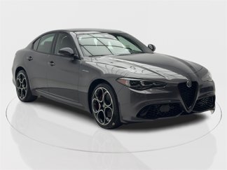 New 2024 Alfa Romeo Giulia Veloce image 1