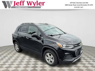 Used 2019 Chevrolet Trax LT w/ LT Convenience Package image 1