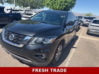 Used 2019 Nissan Pathfinder SL image 1