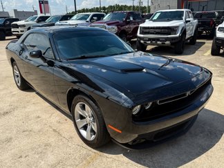 Used 2018 Dodge Challenger SXT w/ Driver Convenience Group video 1
