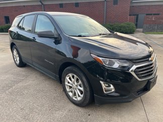 Used 2020 Chevrolet Equinox LS w/ LS Convenience Package image 1