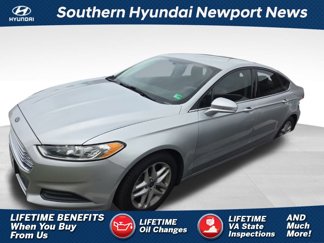 Used 2015 Ford Fusion SE image 1