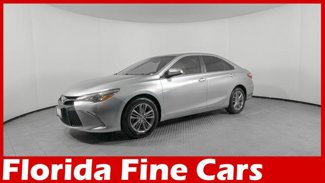 Used 2017 Toyota Camry SE image 1