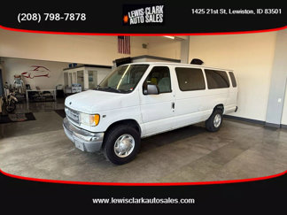 Used 2000 Ford E-350 and Econoline 350 Club Wagon image 1