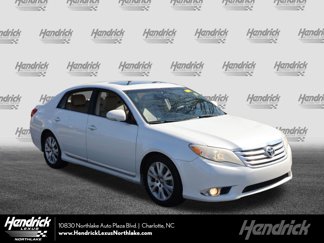 Used 2012 Toyota Avalon image 1