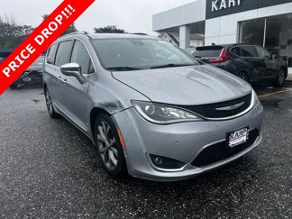 Used 2019 Chrysler Pacifica Limited w/ Advanced Safetytec Group image 1